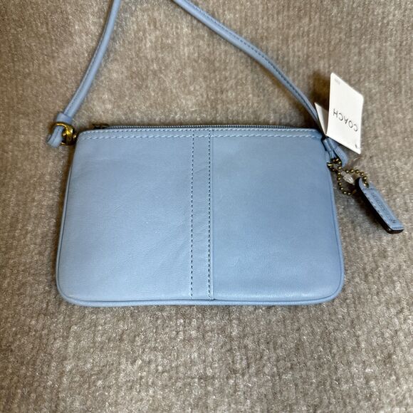 Coach Embossed Zip Blue Leather Wristlet New W/Tag 40885 / B4/Pool - Picture 2 of 4